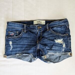 Hollister Denim Shorts | Size w26 / 3